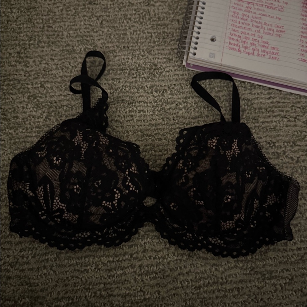 Btemptd lace bra 32b